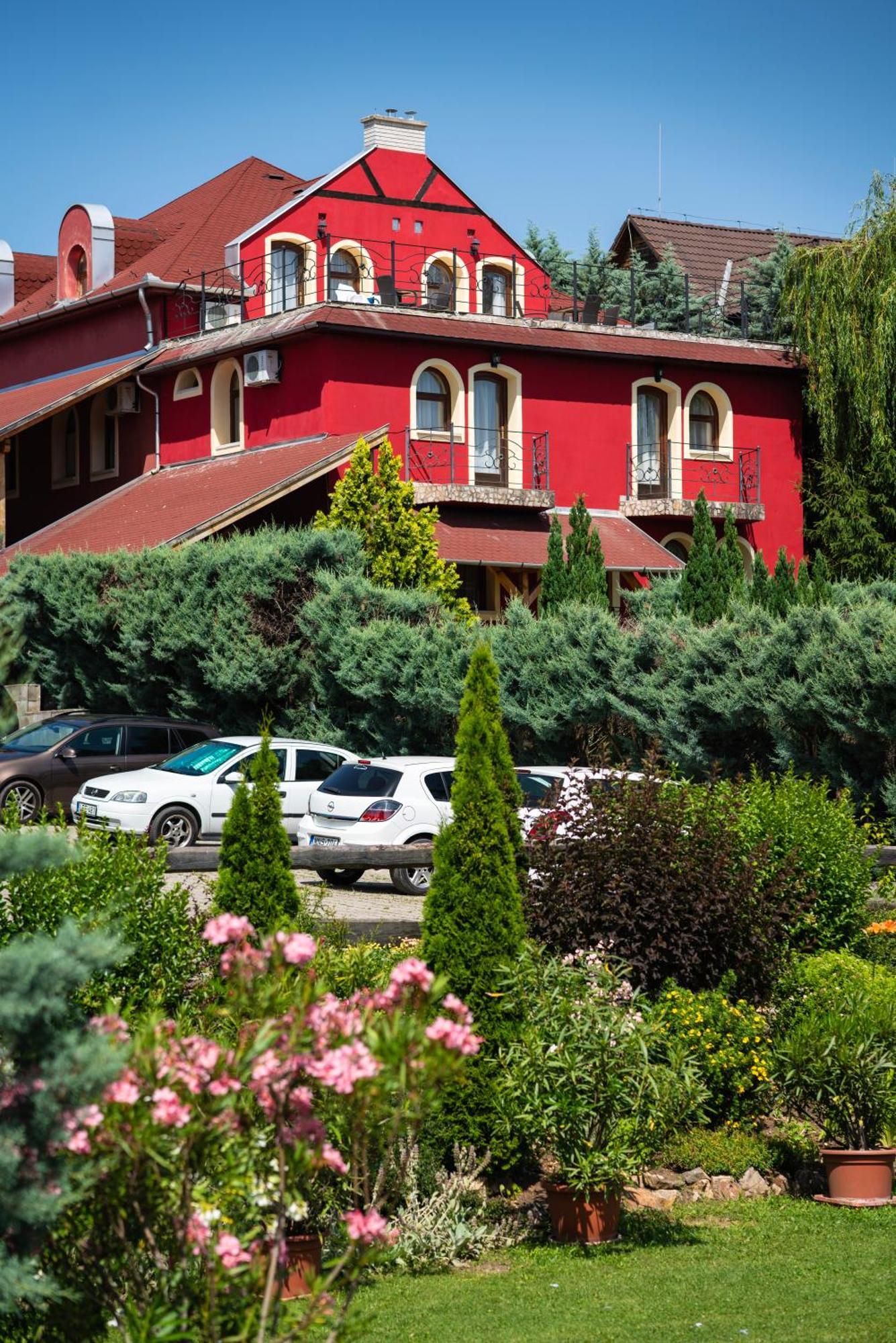 Hotel Szent István Eger Exterior foto